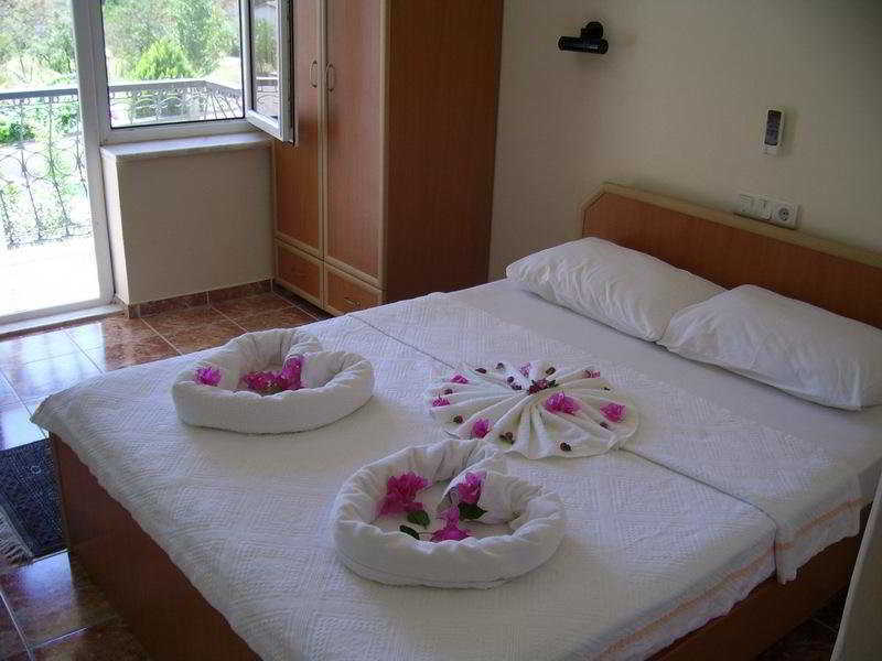 Hotel Junior Ozalp Dalyan Zewnętrze zdjęcie